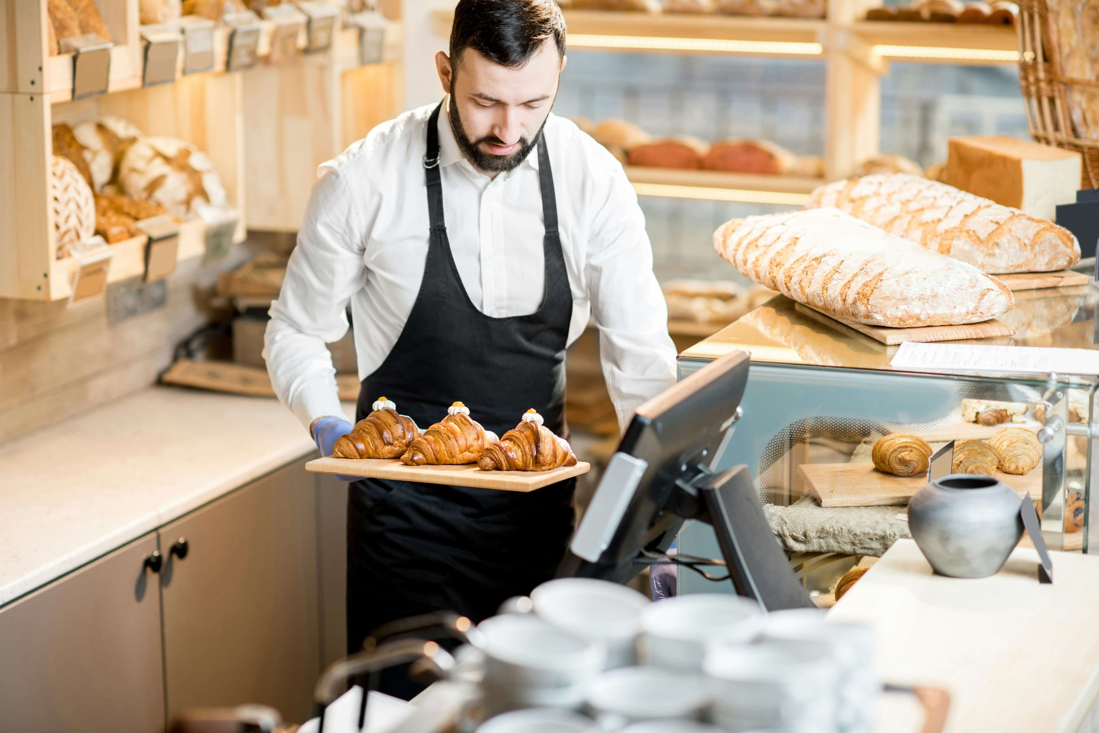 Restaurant Product Management: Automated Catalog & Tracking